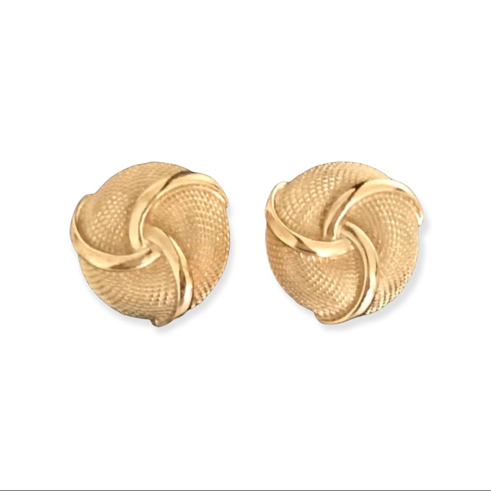 RARE VTG 1960s Crown Trifari Gold Tone Statement Earrings Basketweave Design